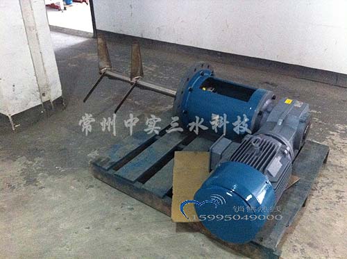側(cè)入式機械密封攪拌機